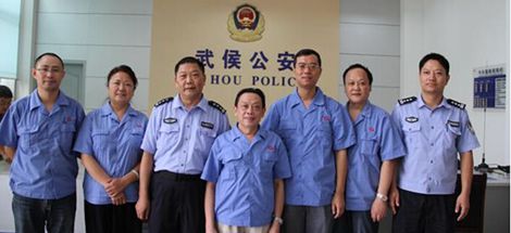 警民心連心 夏日送“清涼”