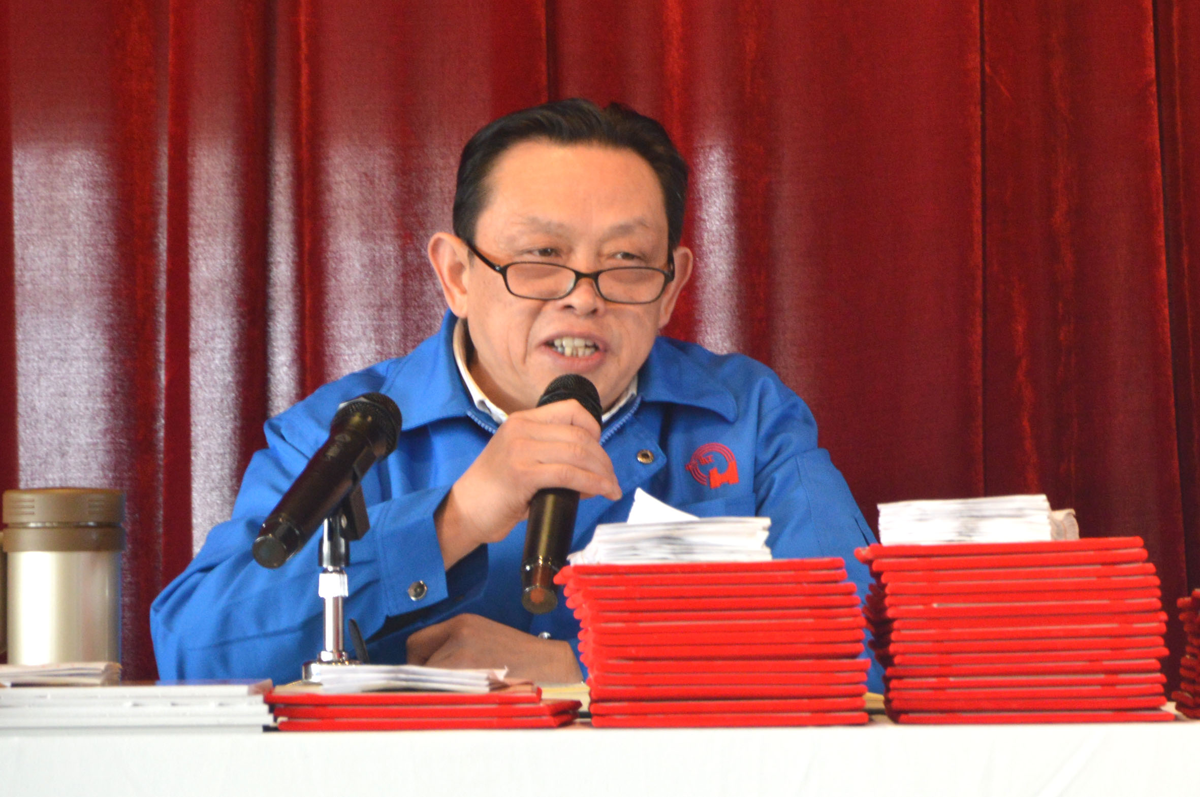 成都彩虹集團召開2014年度工作總結及表彰大會，劉榮富董事長講話