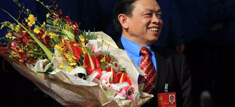 成都彩虹集團劉榮富董事長新年賀詞