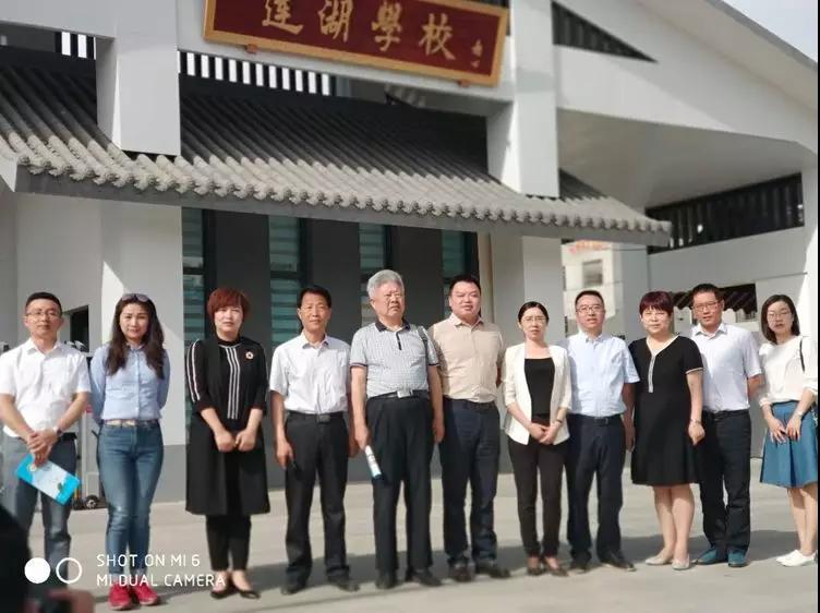 成都彩虹集團(tuán)2018陜西富平扶貧助學(xué)行