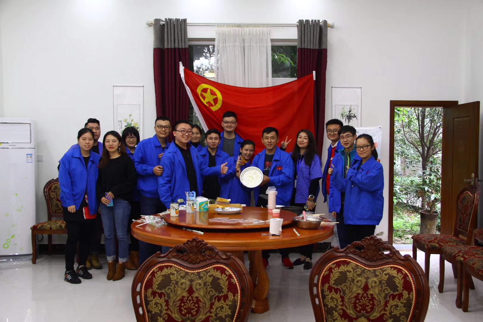 成都彩虹集團(tuán)共青團(tuán)“七彩青年俱樂部”第二彈之烘焙活動