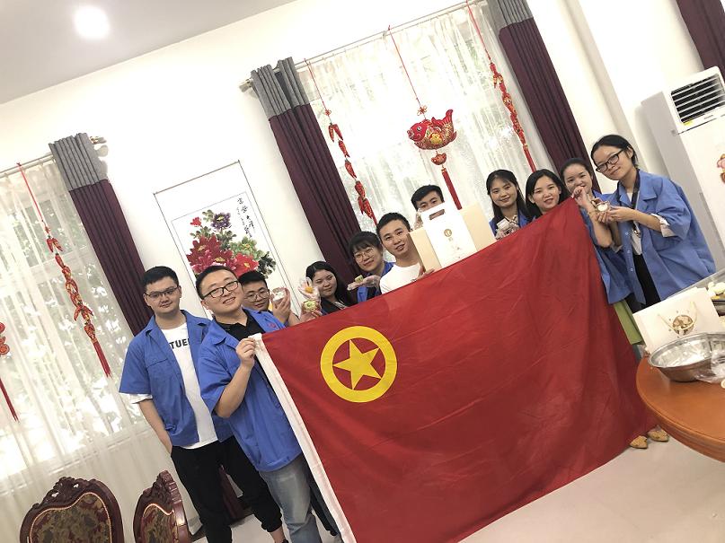 成都彩虹集團七彩青年俱樂部之自制美心冰皮月餅