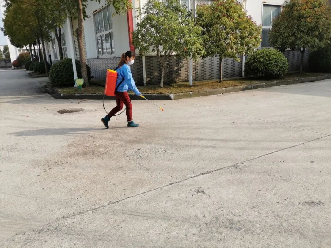 彩虹集團(tuán)湖北工廠復(fù)工復(fù)產(chǎn)啦