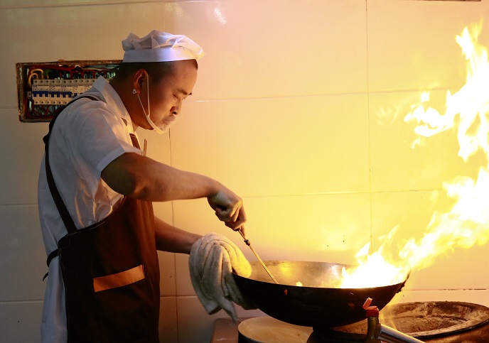 成都彩虹集團(tuán)2020年“彩虹杯”烹飪技能大賽