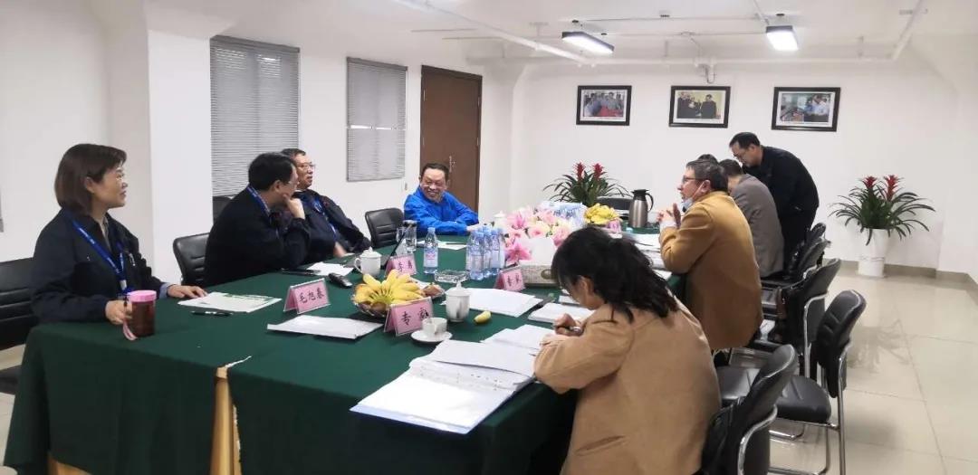 熱烈祝賀成都彩虹集團(tuán)新材料科技有限公司順利通過醫(yī)療器械體系審查